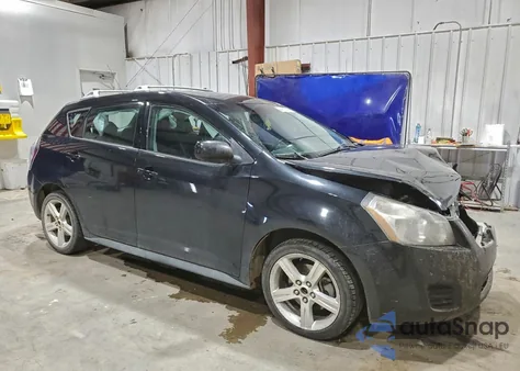 2009 Pontiac Vibe z USA, uszkodzony, nr VIN 5Y2SP67009Z426549